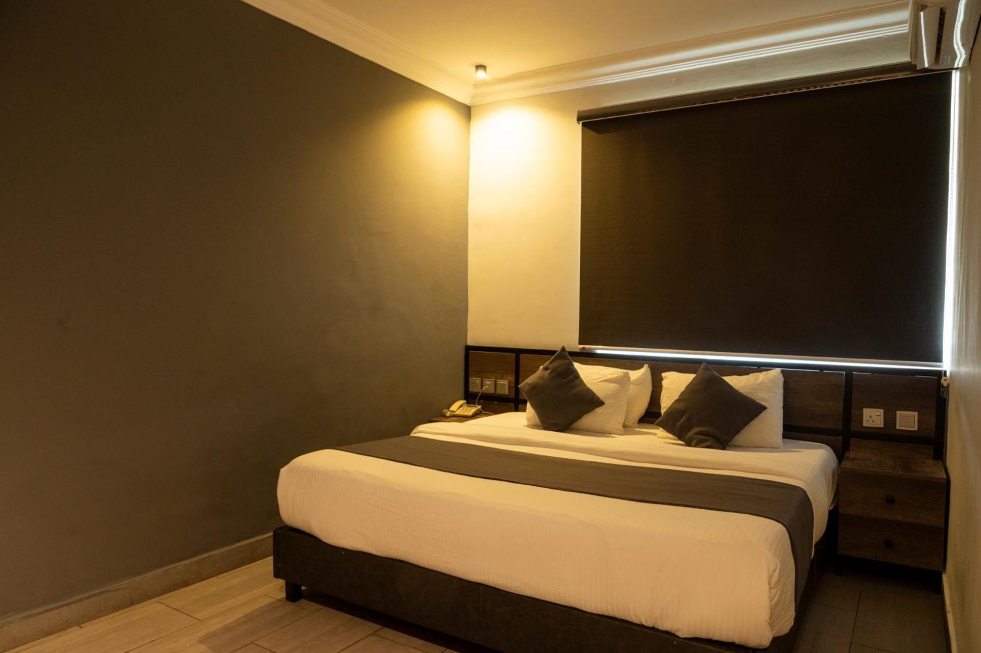 The Blowfish Hotel Lagos Ruang foto